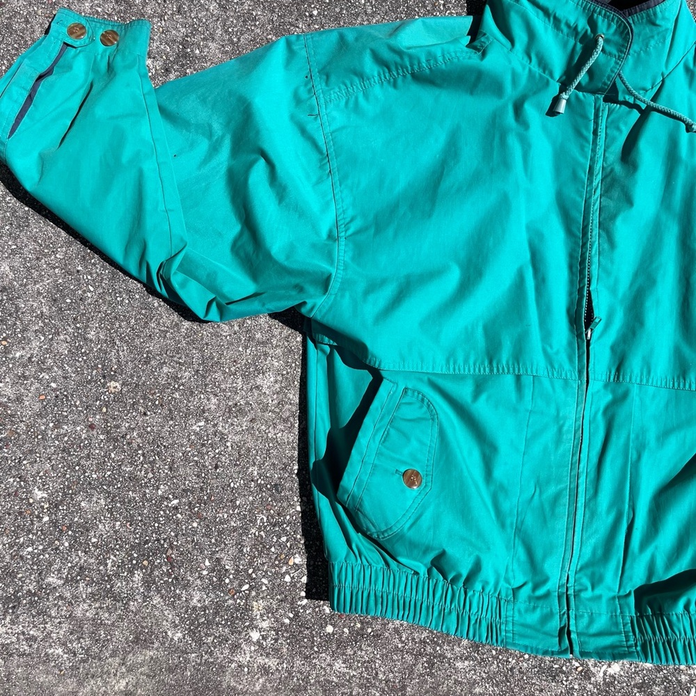 Vintage windbreaker !
